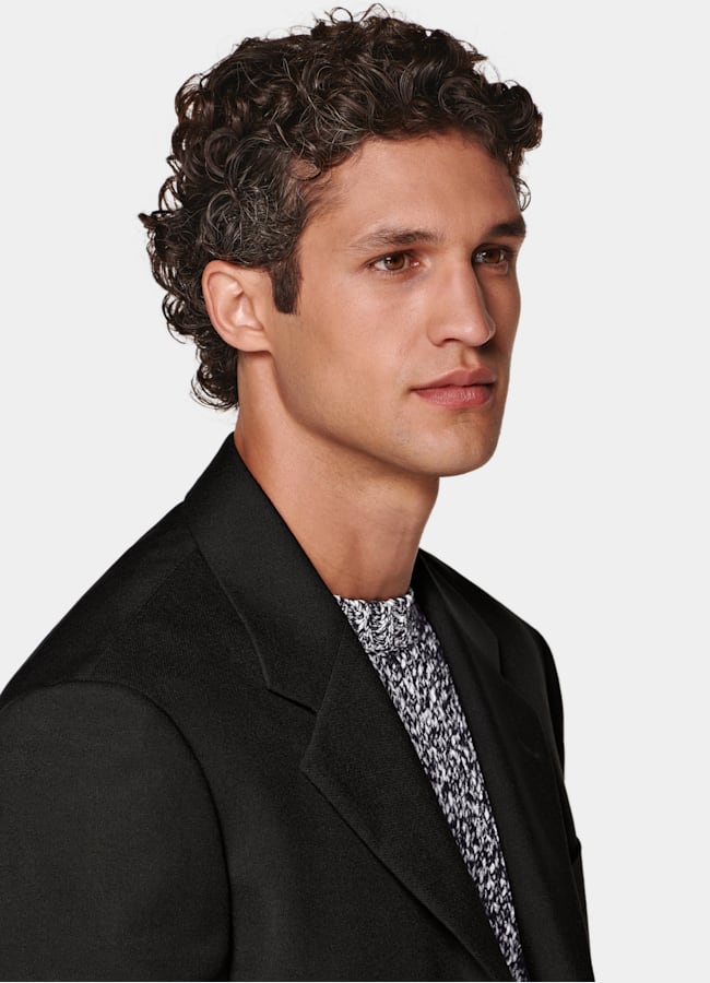 SUITSUPPLY All Season Wrinkle-Free 4-Ply Wool by Rogna, Italy Black Relaxed Fit Roma Suit