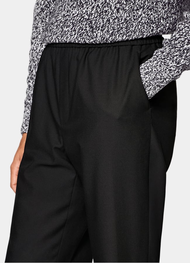 SUITSUPPLY All Season Wrinkle-Free 4-Ply Wool by Rogna, Italy Black Relaxed Fit Roma Suit