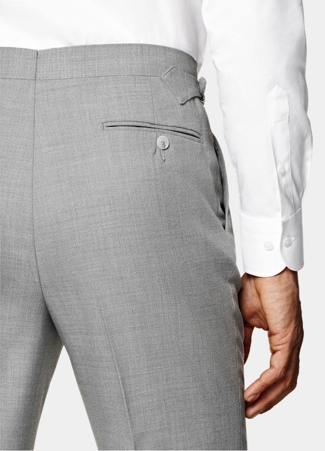 SUITSUPPLY All Season Wrinkle-Free 4-Ply Wool by Rogna, Italy Light Grey Tailored Fit Havana Suit