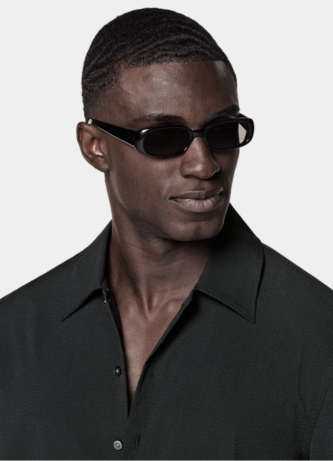 SUITSUPPLY Ägyptische Baumwolle Seersucker von Testa 1919 Srl, Italien Schwarzes Baumwollhemd mit kurzen Ärmeln