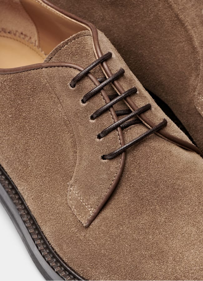SUITSUPPLY Italienisches Kalbvelours Derby hellbraun