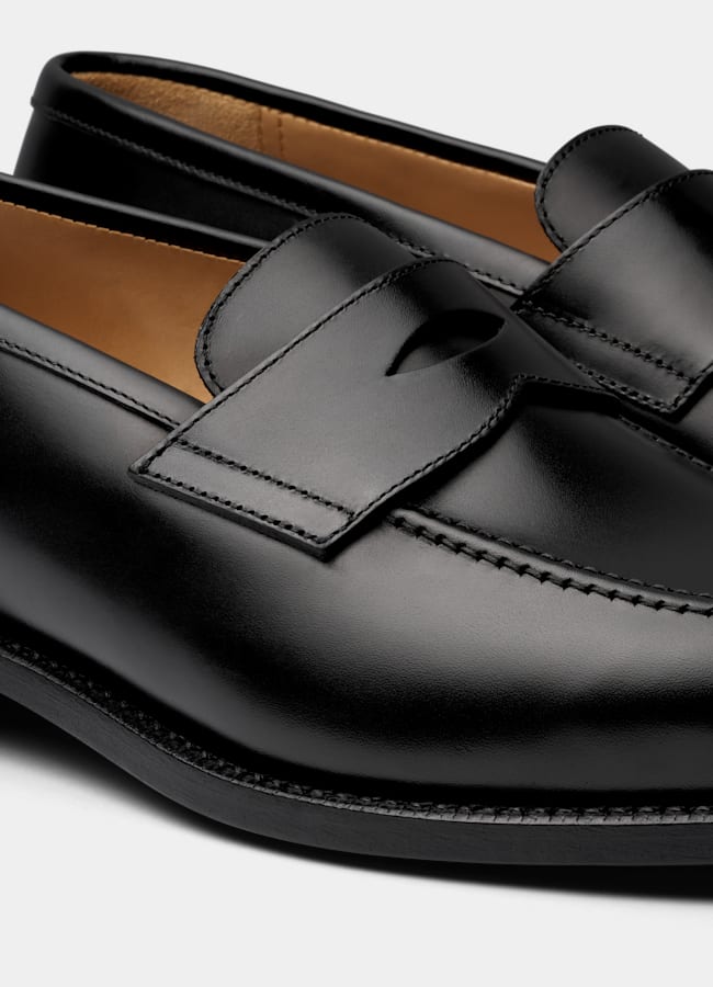 SUITSUPPLY Włoska skóra cielęca Mokasyny penny loafers czarne