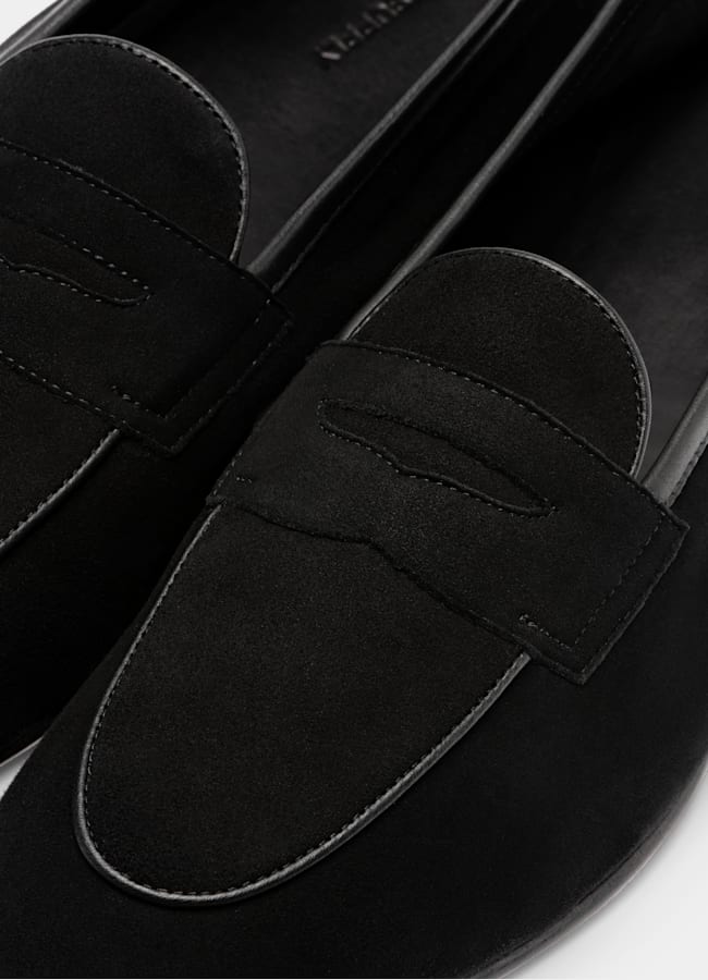 SUITSUPPLY Italian Calf Suede Black Loafer