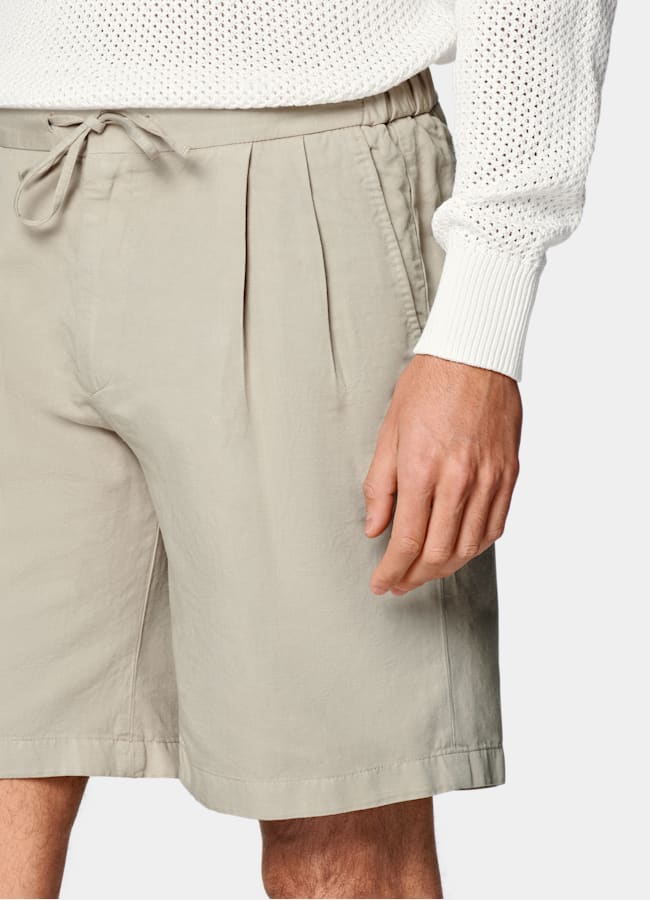 SUITSUPPLY Cotton Linen by Di Sondrio, Italy Sand Straight Leg Shorts