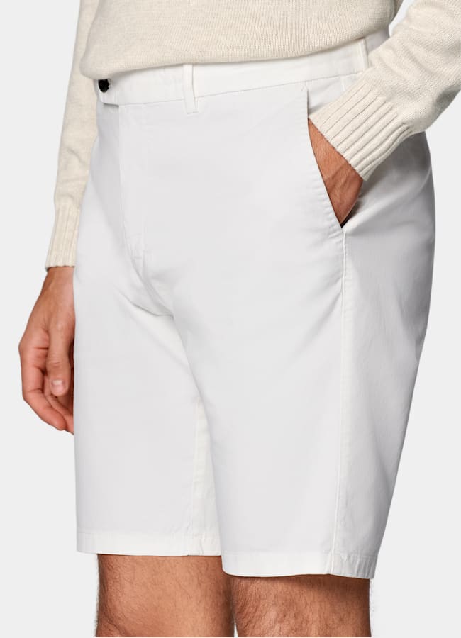SUITSUPPLY Stretch Cotton by Di Sondrio, Italy Off-White Slim Leg Shorts