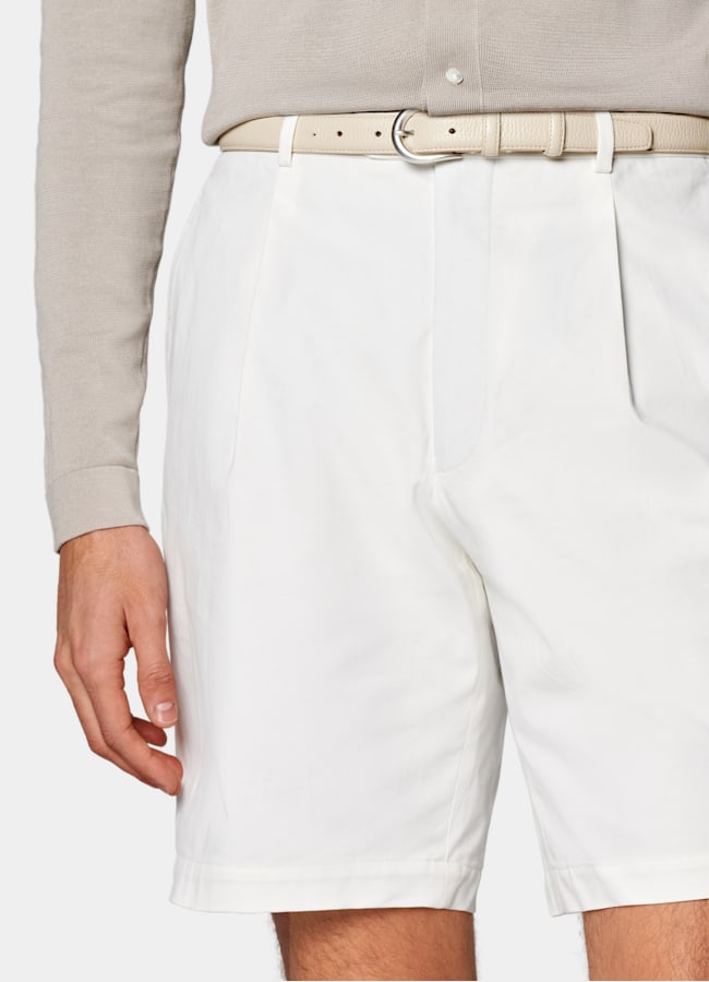 SUITSUPPLY Stretch Cotton by Di Sondrio, Italy Off-White Straight Leg Shorts