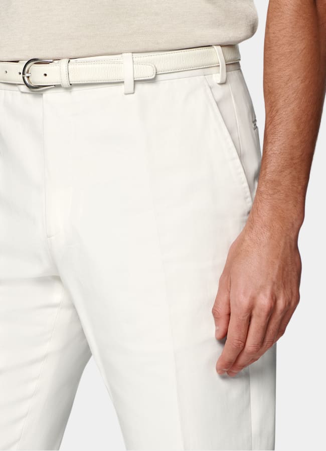Off-White Straight Leg Pants in Pure Cotton | SUITSUPPLY