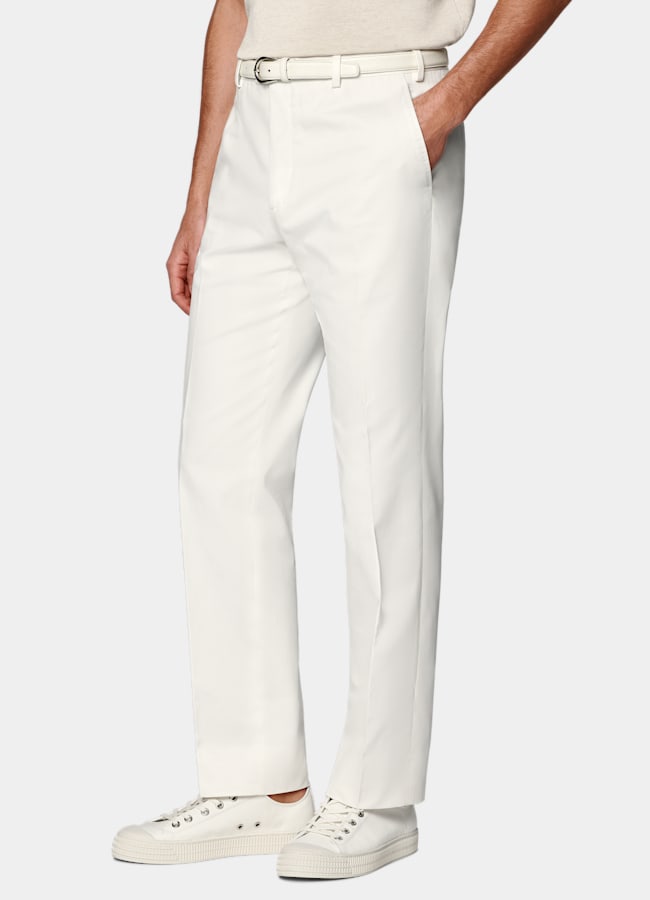 Off-White Straight Leg Pants in Pure Cotton | SUITSUPPLY Off-White Straight Leg Pants in Pure Cotton | SUITSUPPLY