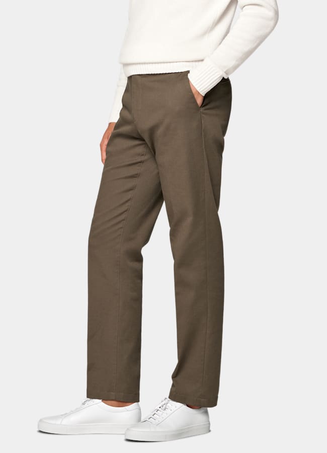SUITSUPPLY All Season Bomullsstretch från Cervotessile, Italien Mellangröna chinos i slim leg straight-modell.