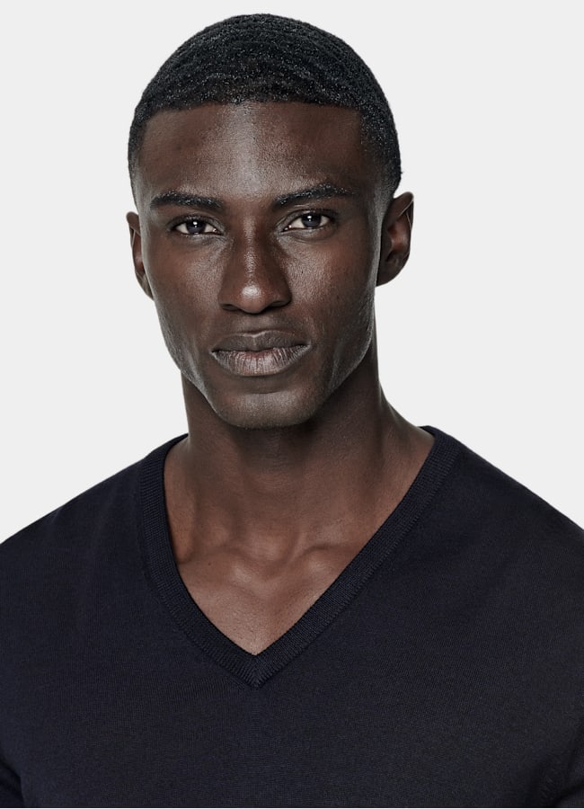 SUITSUPPLY Pure Wool Navy Merino V-Neck