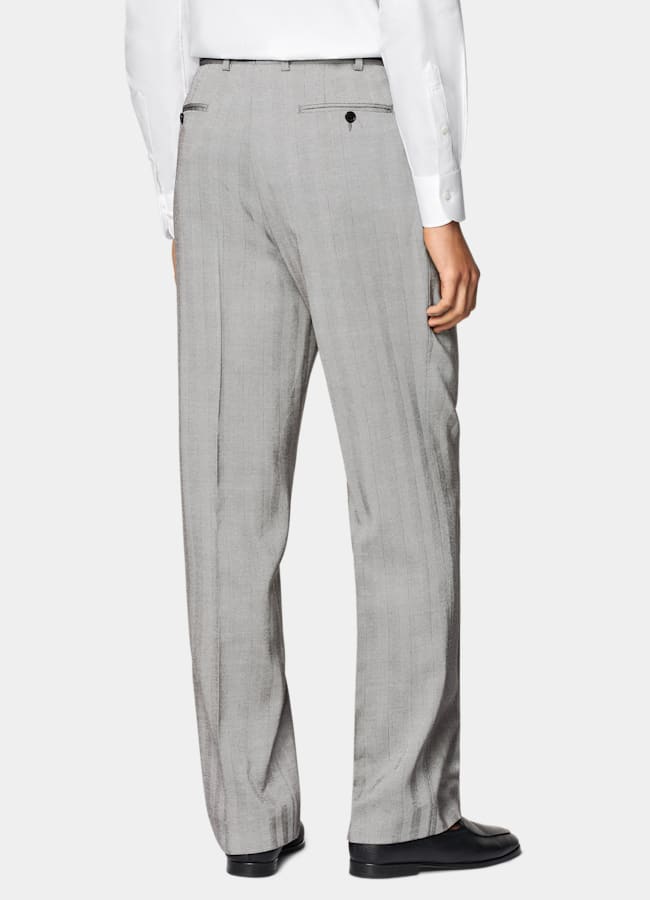 SUITSUPPLY All Season Wool Silk by Rogna, Italy Grey Herringbone Tailored Fit Milano Suit