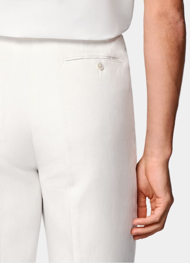 SUITSUPPLY Summer Pure Linen by Baird McNutt, United Kingdom Off-White Relaxed Fit Roma Suit