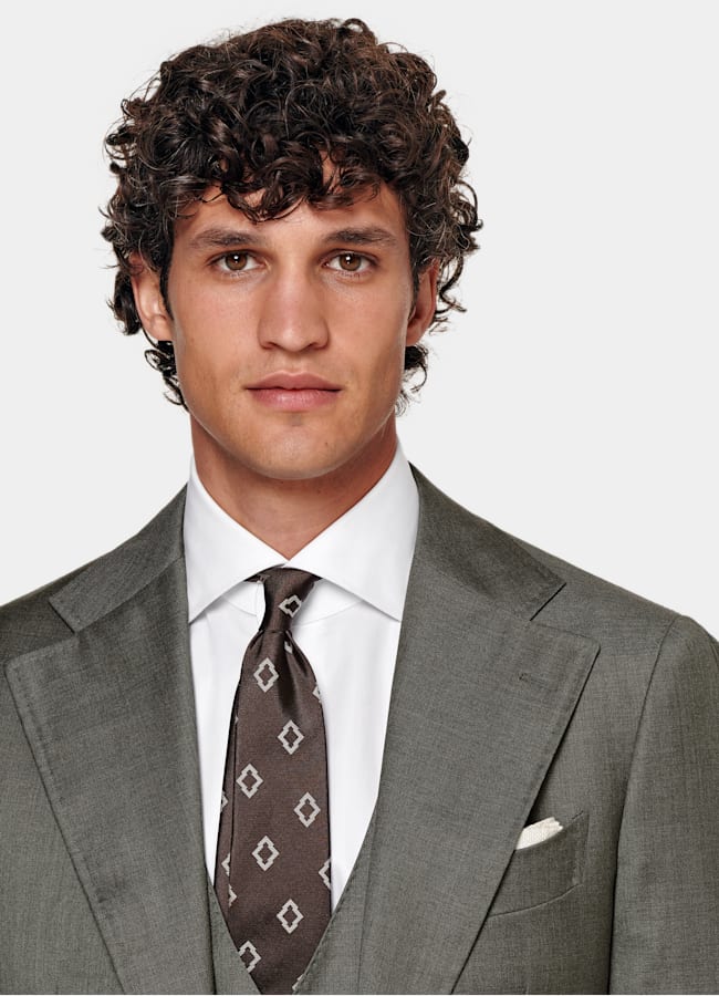 SUITSUPPLY All Season Pure S110's Wool by Vitale Barberis Canonico, Italy Dark Green Perennial Three-Piece Tailored Fit Havana Suit