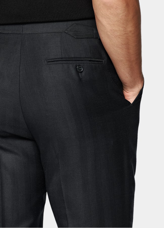 SUITSUPPLY Summer Wool Silk Linen by Rogna, Italy Navy Herringbone Tailored Fit Havana Suit