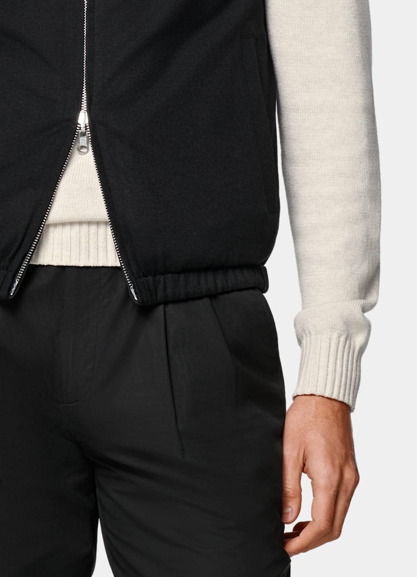 SUITSUPPLY Water-Repellent Technical Fabric by Olmetex, Italy Black Reversible Light Padded Zip Vest