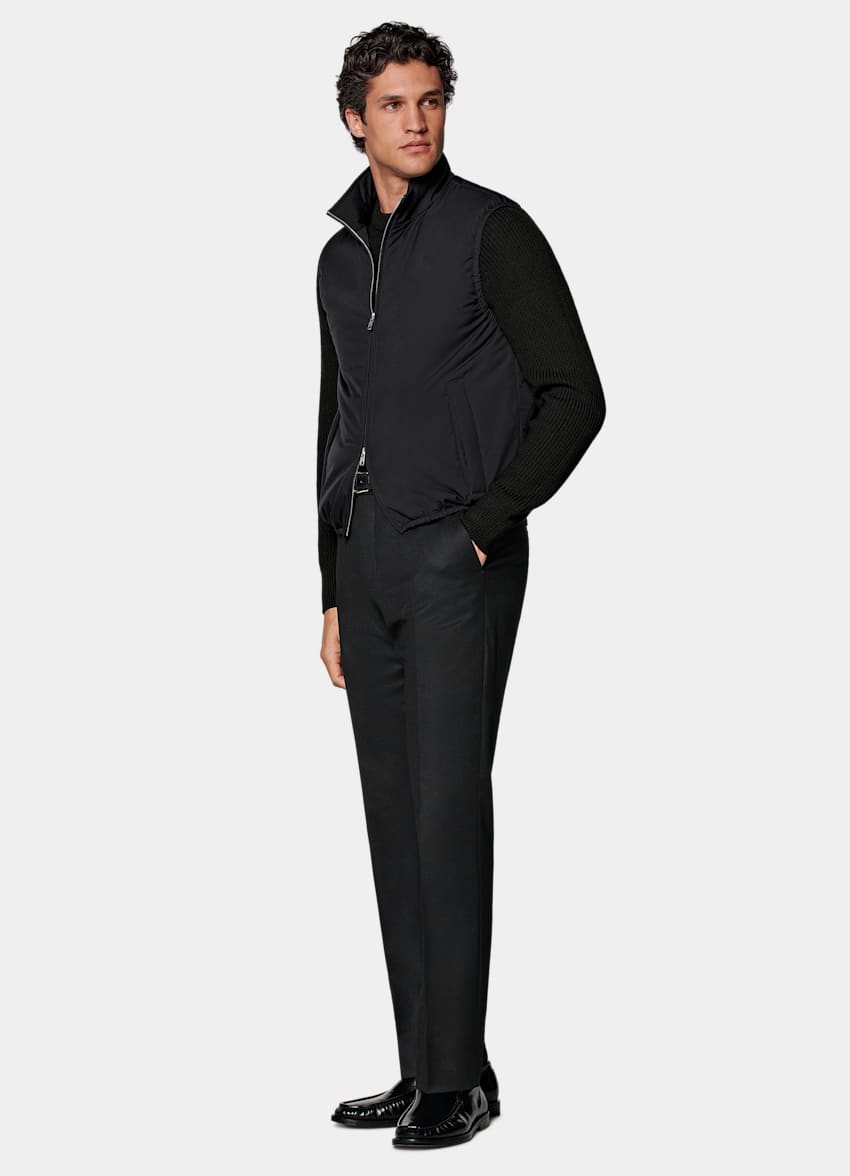 SUITSUPPLY Tejido técnico impermeable de Olmetex, Italia Chaleco acolchado ligero con cremallera negro