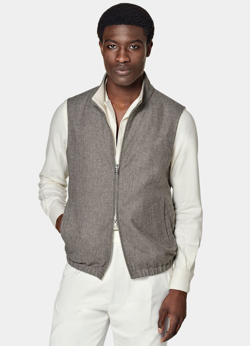 SUITSUPPLY Circular Wool Flannel & 4-Ply Traveller Wool by Vitale Barberis Canonico, Italy Taupe & Off-White Reversible Vest