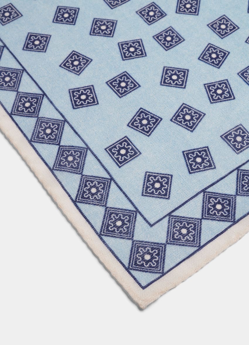 SUITSUPPLY Wool Silk by Silk Pro, Italy Light Blue Graphic Pocket Square