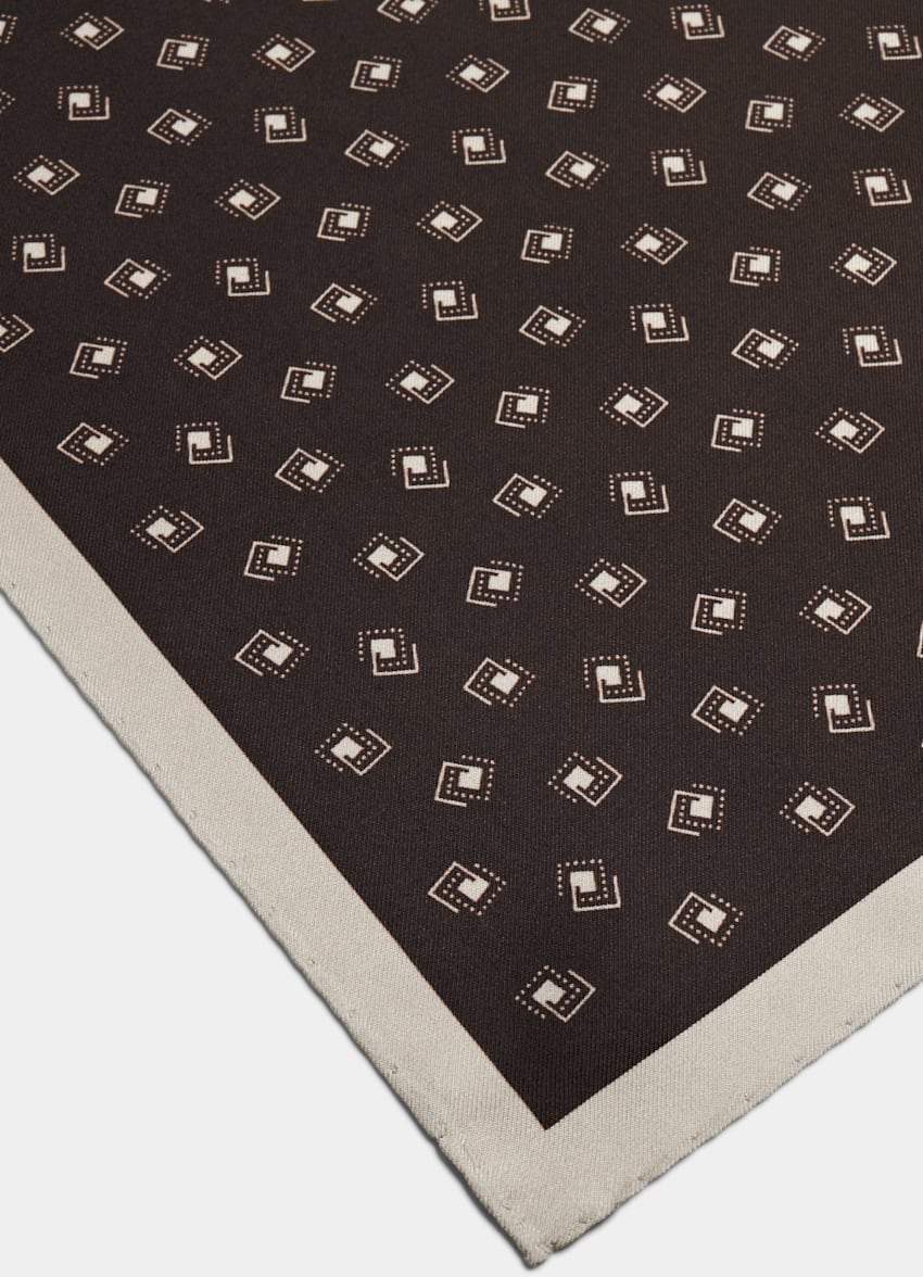 SUITSUPPLY 意大利 Bottinelli 生产的丝绸面料 深棕色图纹口袋巾