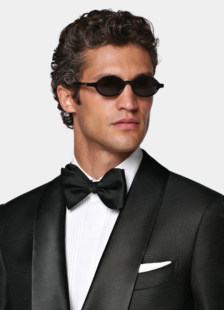 SUITSUPPLY All Season Wool Silk by E.Thomas, Italy Black Striped Tailored Fit Milano Dinner Jacket