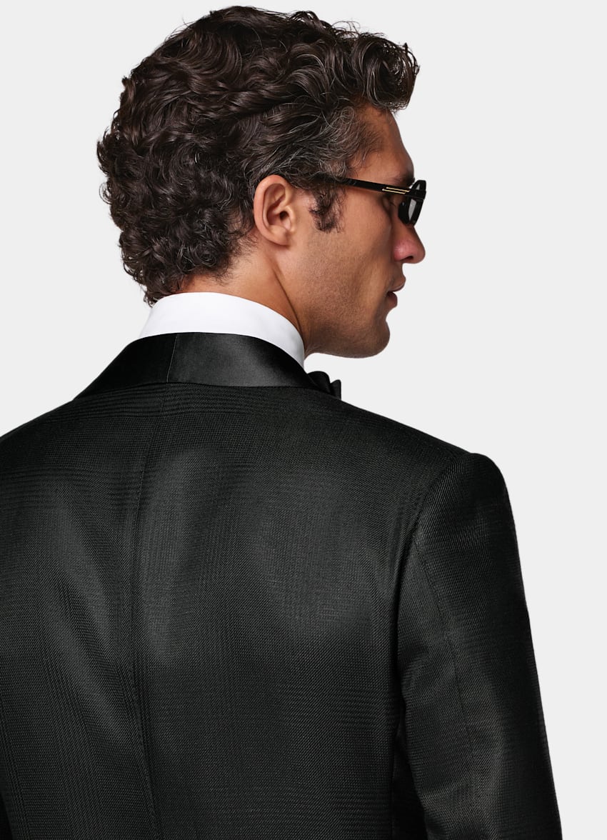 SUITSUPPLY All Season Wool Silk by E.Thomas, Italy Black Striped Tailored Fit Milano Dinner Jacket