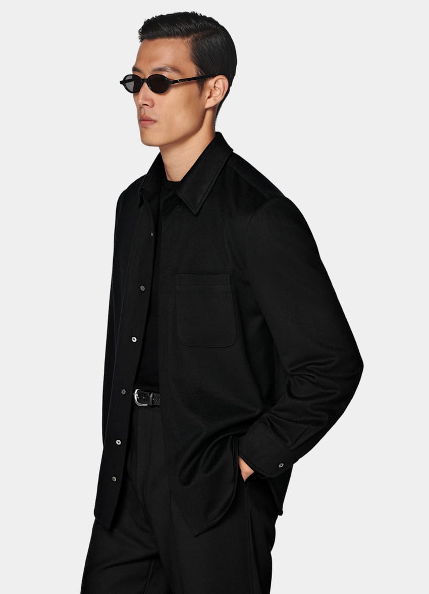 SUITSUPPLY Inverno Puro cashmere - Colombo, Italia Overshirt nera relaxed fit