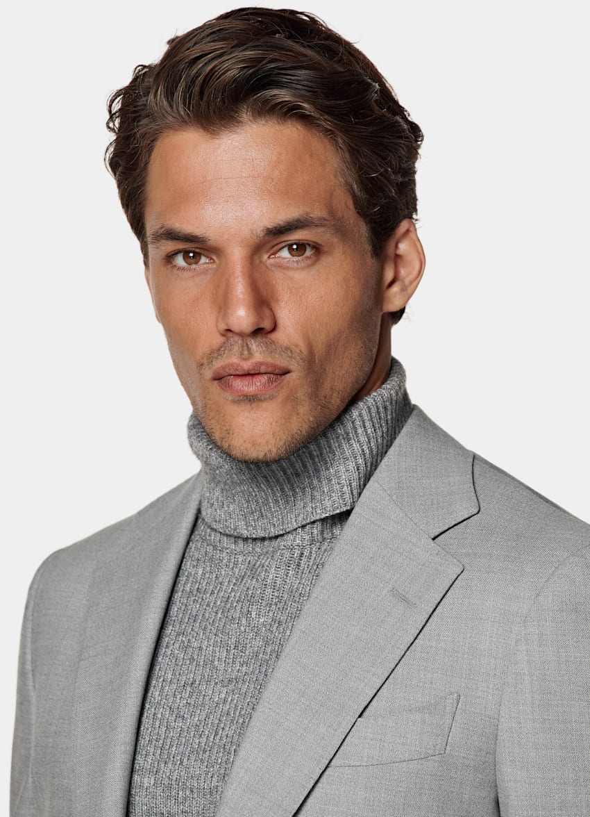 SUITSUPPLY All Season Wrinkle-Free 4-Ply Wool by Rogna, Italy Light Grey Tailored Fit Havana Suit Jacket