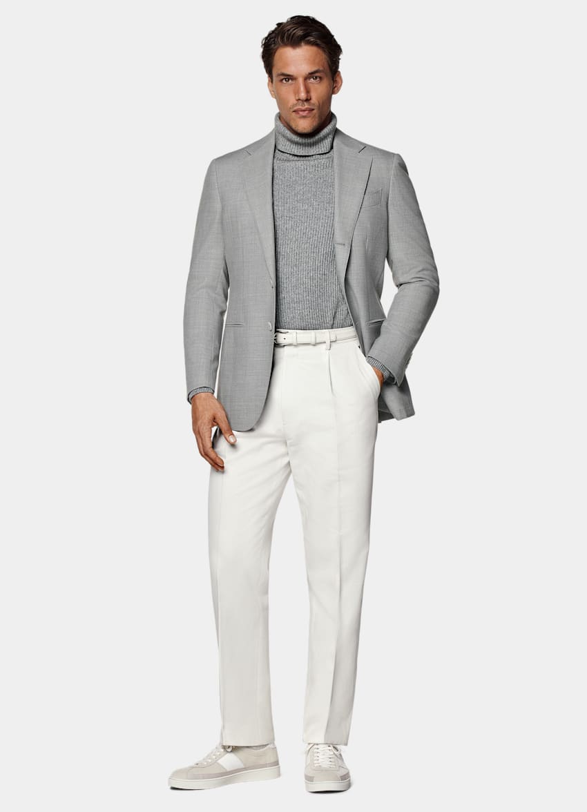 SUITSUPPLY All Season Wrinkle-Free 4-Ply Wool by Rogna, Italy Light Grey Tailored Fit Havana Suit Jacket