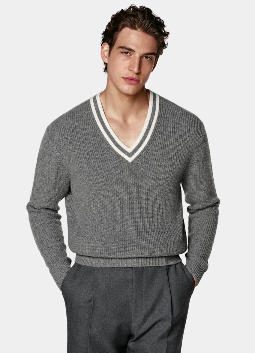 SUITSUPPLY Wool Cashmere Mid Grey V-Neck