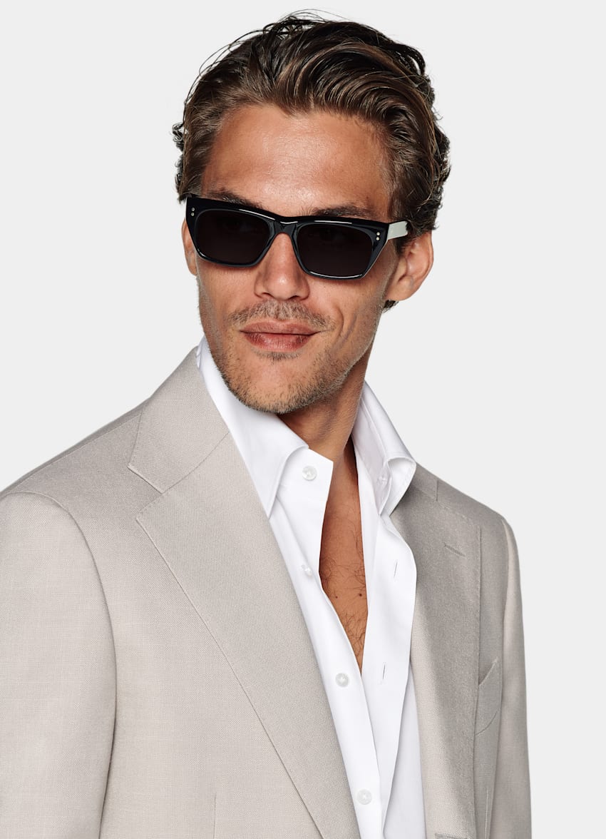 SUITSUPPLY All Season Wrinkle-Free 4-Ply Wool by Rogna, Italy Light Taupe Relaxed Fit Roma Suit