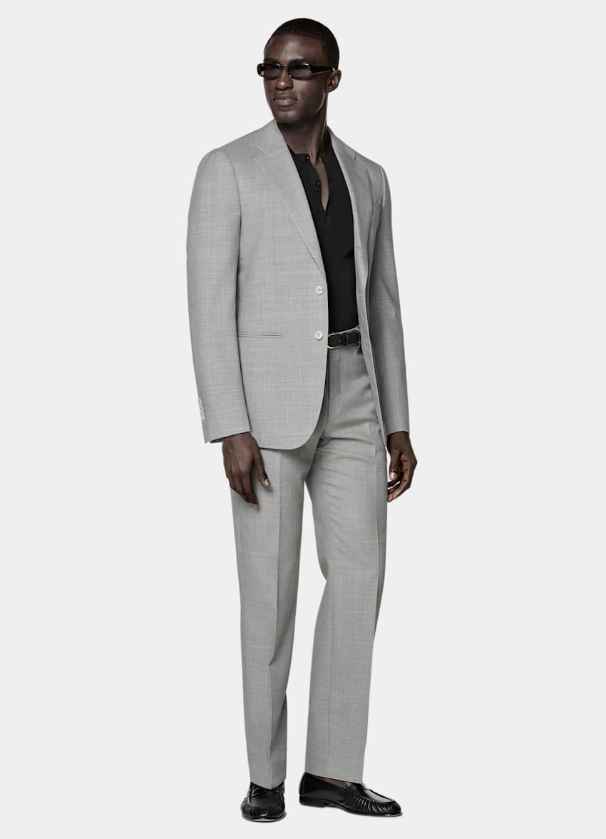 SUITSUPPLY All Season Wrinkle-Free 4-Ply Wool by Rogna, Italy Light Grey Tailored Fit Havana Suit