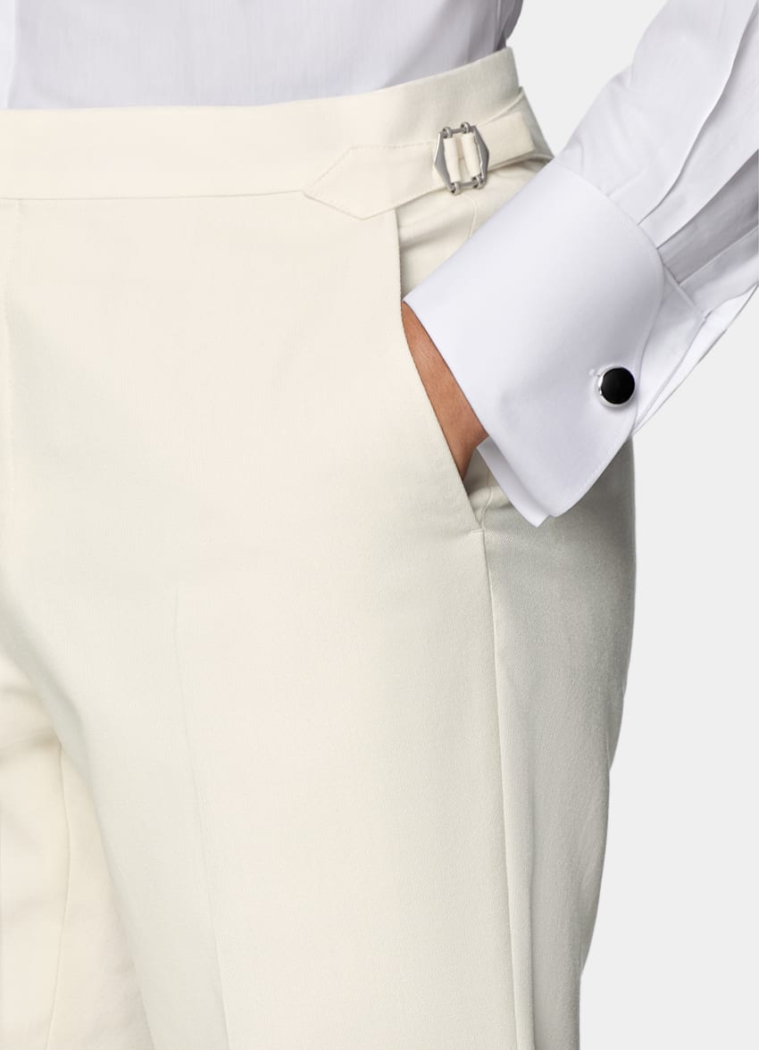 SUITSUPPLY Pure 4-Ply Traveller Wool by Rogna, Italy Off-White Tailored Fit Havana Tuxedo