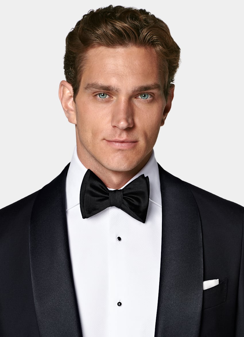 SUITSUPPLY All Season Pure S110's Wool by Vitale Barberis Canonico, Italy Navy Three-Piece Tailored Fit Havana Tuxedo