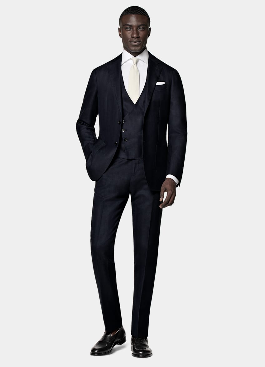 SUITSUPPLY Wool Silk Linen by Rogna, Italy  Navy Three-Piece Tailored Fit Havana Suit