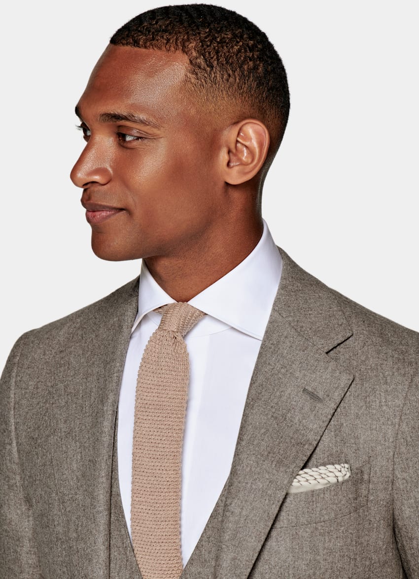 SUITSUPPLY Circular Wool Flannel by Vitale Barberis Canonico, Italy Light Brown Three-Piece Havana Suit
