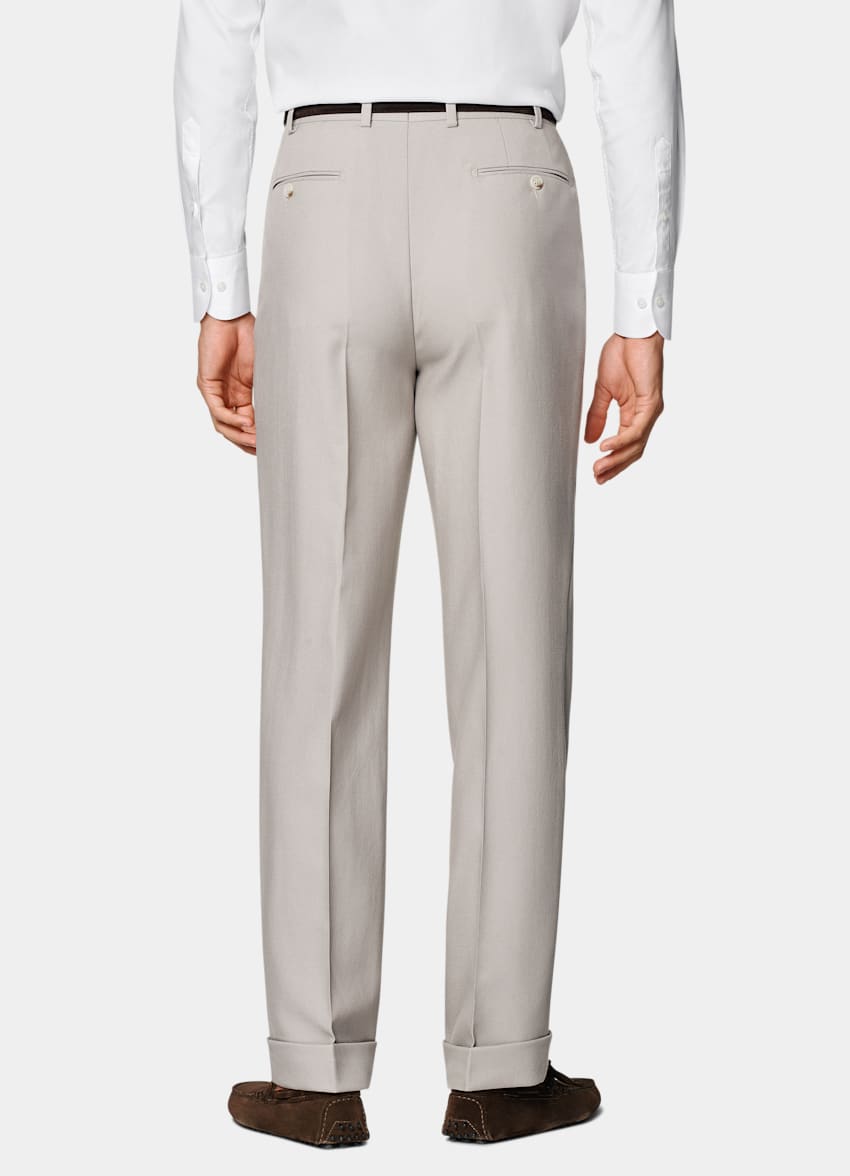 SUITSUPPLY All Season Pure 4-Ply Traveller Wool by Rogna, Italy Light Taupe Relaxed Fit Roma Suit