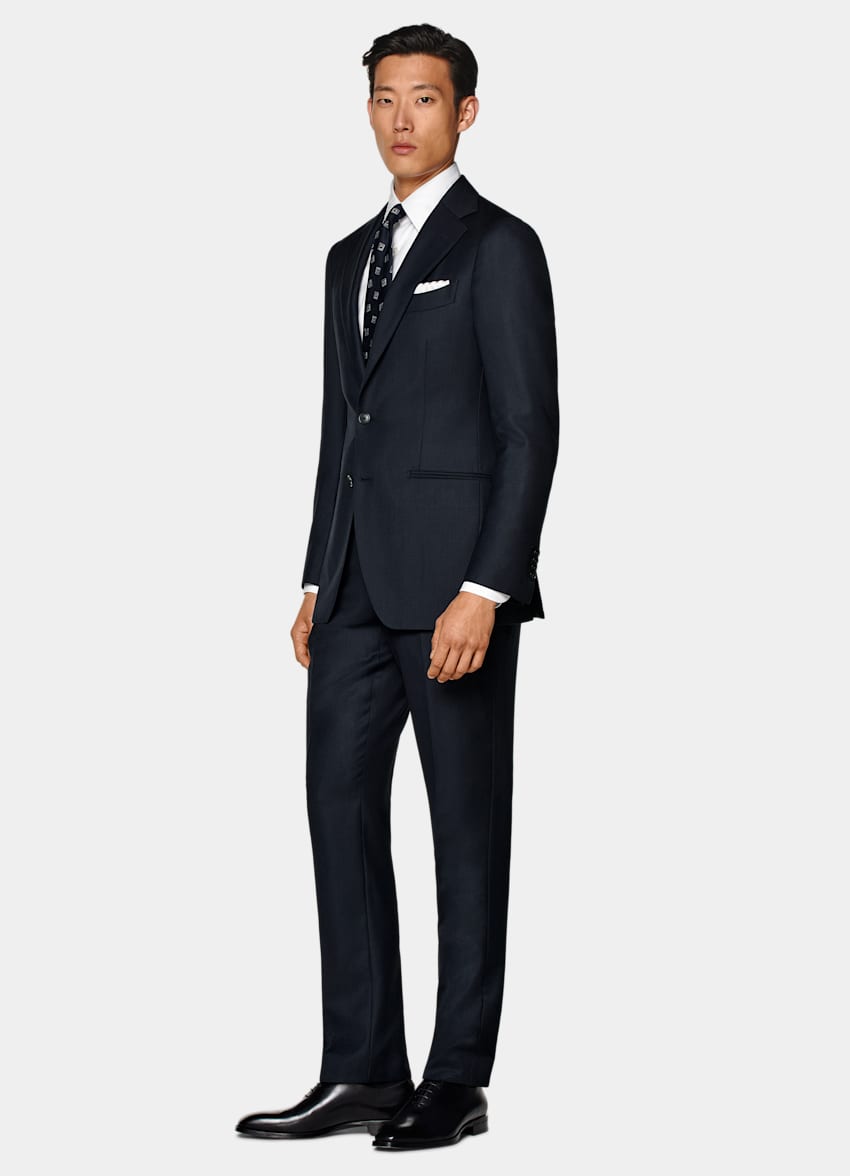 SUITSUPPLY All Season Ren S130's-ull från Reda, Italien Havana marinblå kostym med tailored fit