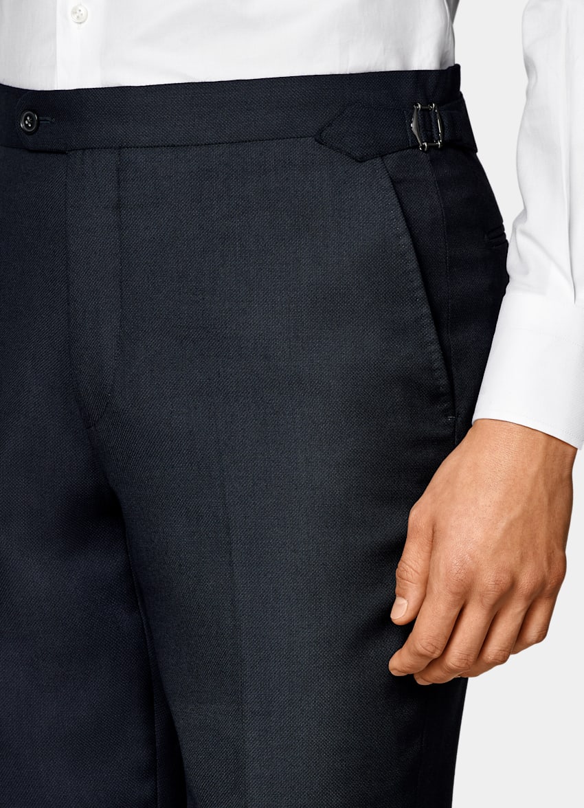 SUITSUPPLY All Season Ren S130's-ull från Reda, Italien Havana marinblå kostym med tailored fit