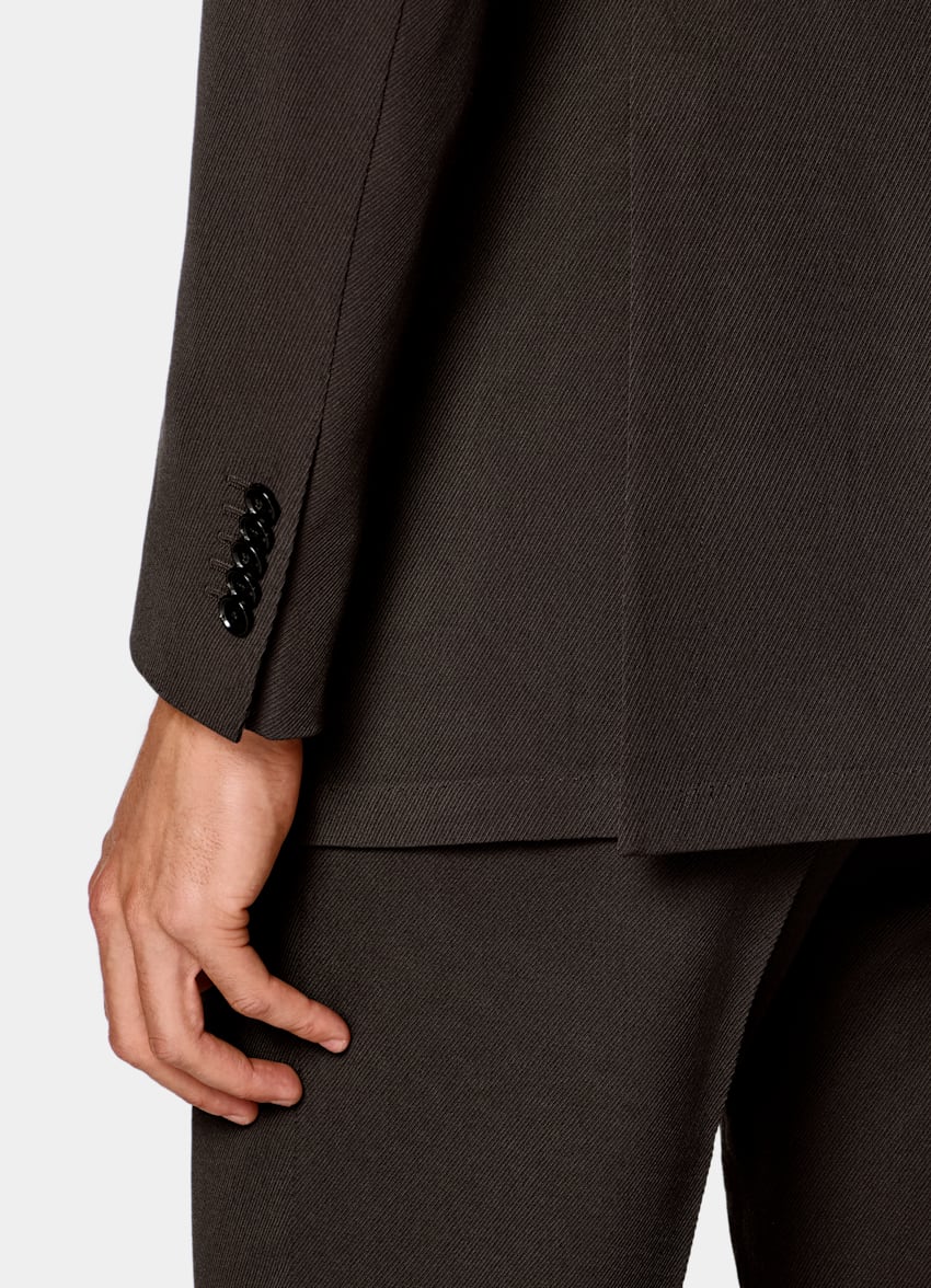 SUITSUPPLY All Season Wrinkle-Free 4-Ply Wool van Rogna, Itali&euml; Dark Brown Tailored Fit Milano Suit