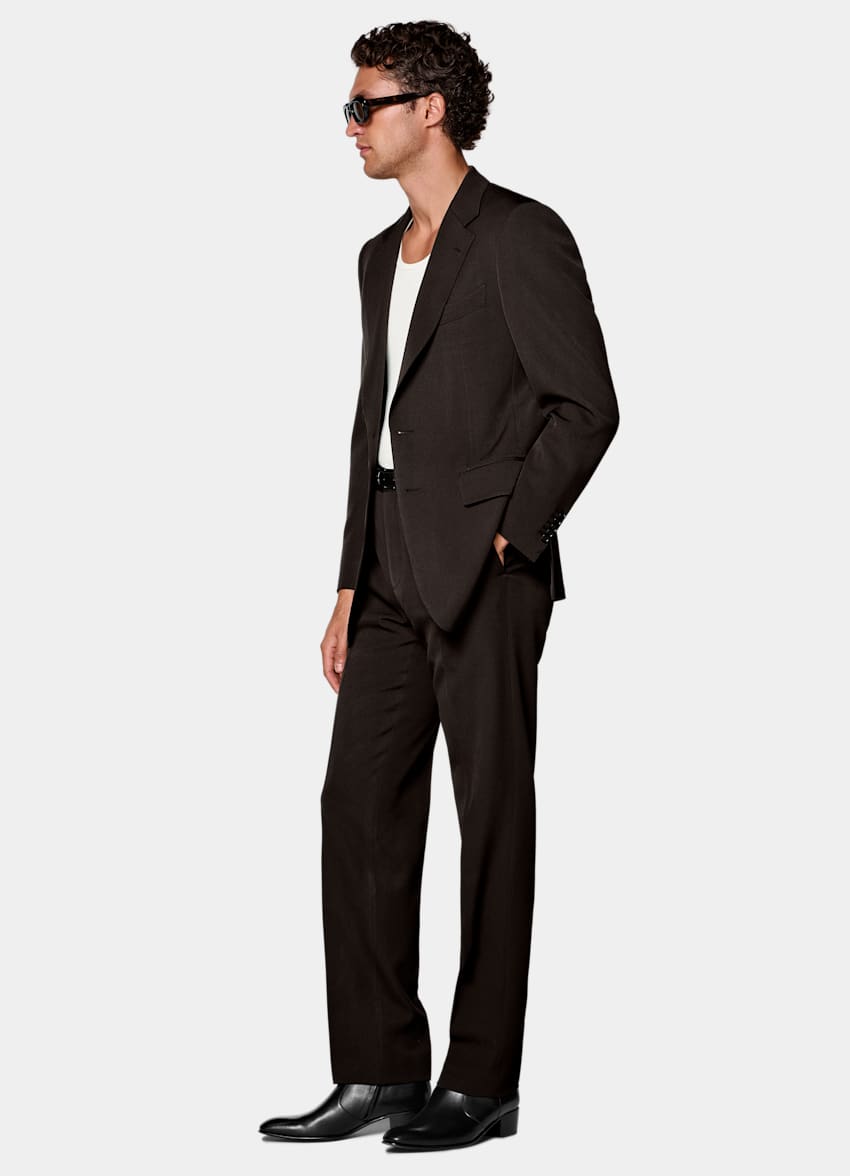 SUITSUPPLY All Season Wrinkle-Free 4-Ply Wool van Rogna, Itali&euml; Dark Brown Tailored Fit Milano Suit