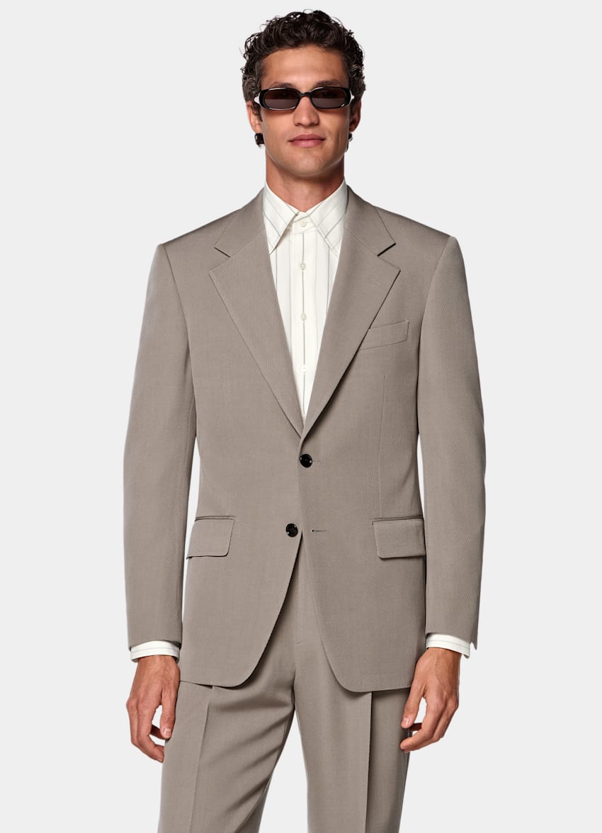 SUITSUPPLY All Season Wrinkle-Free 4-Ply Wool de Rogna, Italia Mid Taupe Relaxed Fit Roma Suit