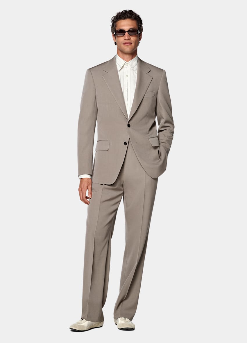 SUITSUPPLY All Season Wrinkle-Free 4-Ply Wool de Rogna, Italia Mid Taupe Relaxed Fit Roma Suit