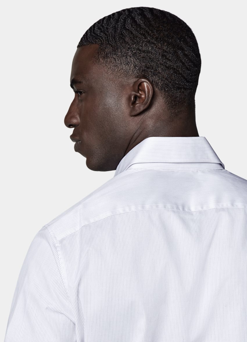 SUITSUPPLY Coton Pima Traveller - Weba, Suisse Chemise coupe ajustée en twill blanche à rayures