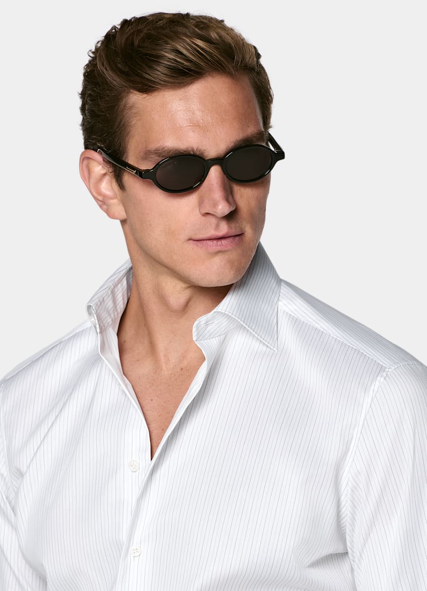 SUITSUPPLY Knitterfreie Pima-Baumwolle von Weba, Schweiz Hellgraues gestreiftes Hemd mit weit verbreitetem Kragen