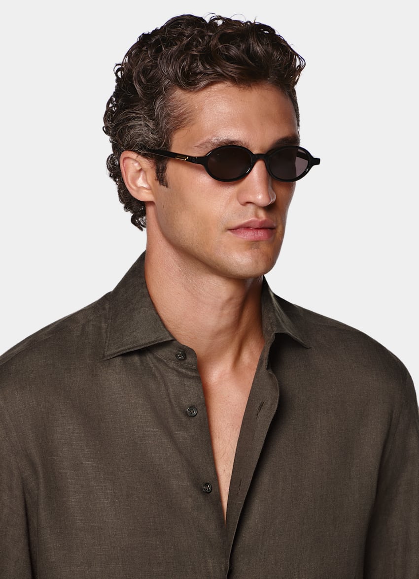 SUITSUPPLY Pure Linen de Baird McNutt, Reino Unido Dark Brown Linen Shirt