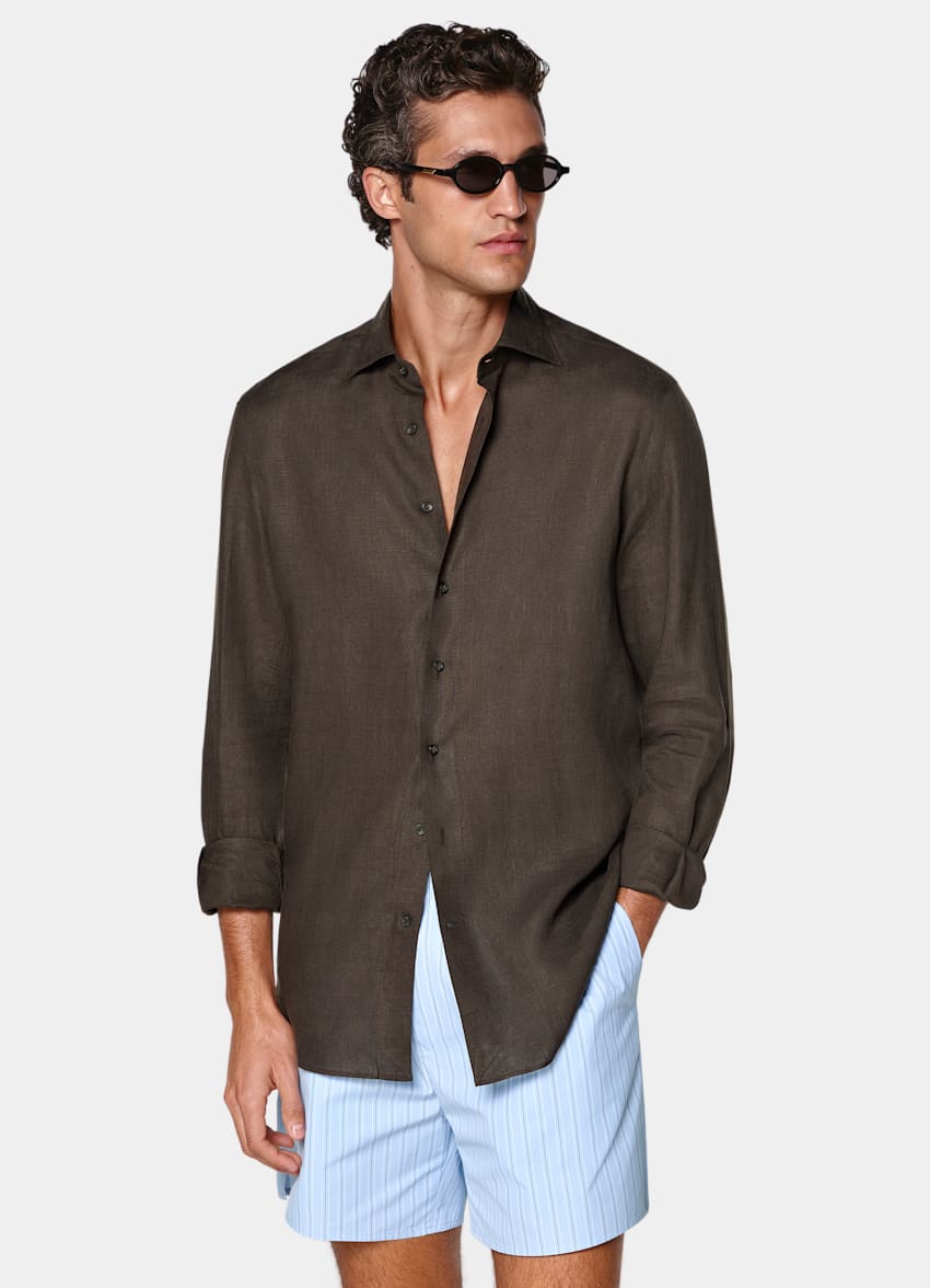 SUITSUPPLY Pure Linen de Baird McNutt, Reino Unido Dark Brown Linen Shirt
