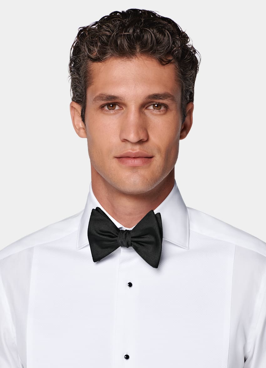 SUITSUPPLY Egyptian Cotton by Testa 1919 Srl, Italy White Widespread Collar Tailored Fit Tuxedo Shirt