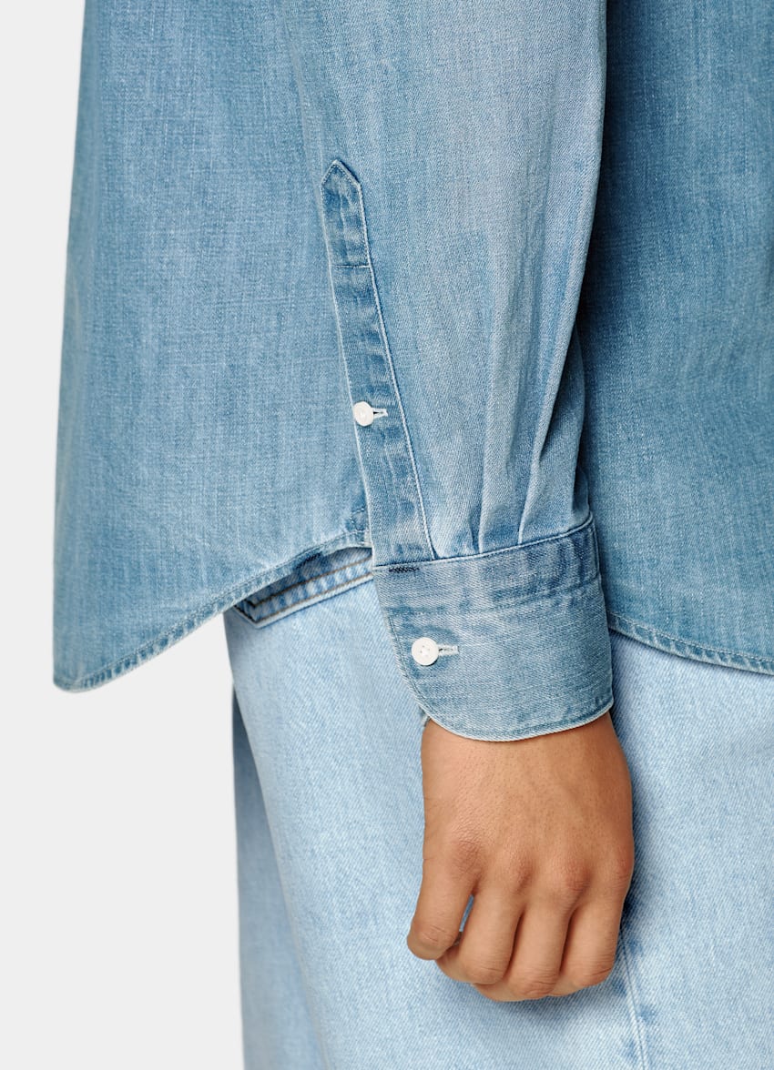 SUITSUPPLY Denim de algodón egipcio de Canclini, Italia Camisa denim azul medio