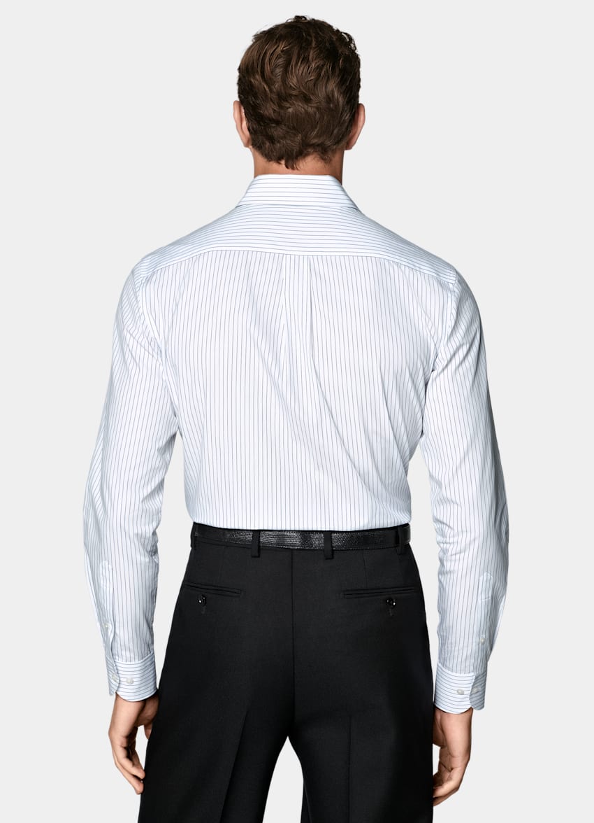 SUITSUPPLY Algod&oacute;n egipcio de Sidogras, Espa&ntilde;a Camisa azul medio a rayas con cuello cl&aacute;sico.