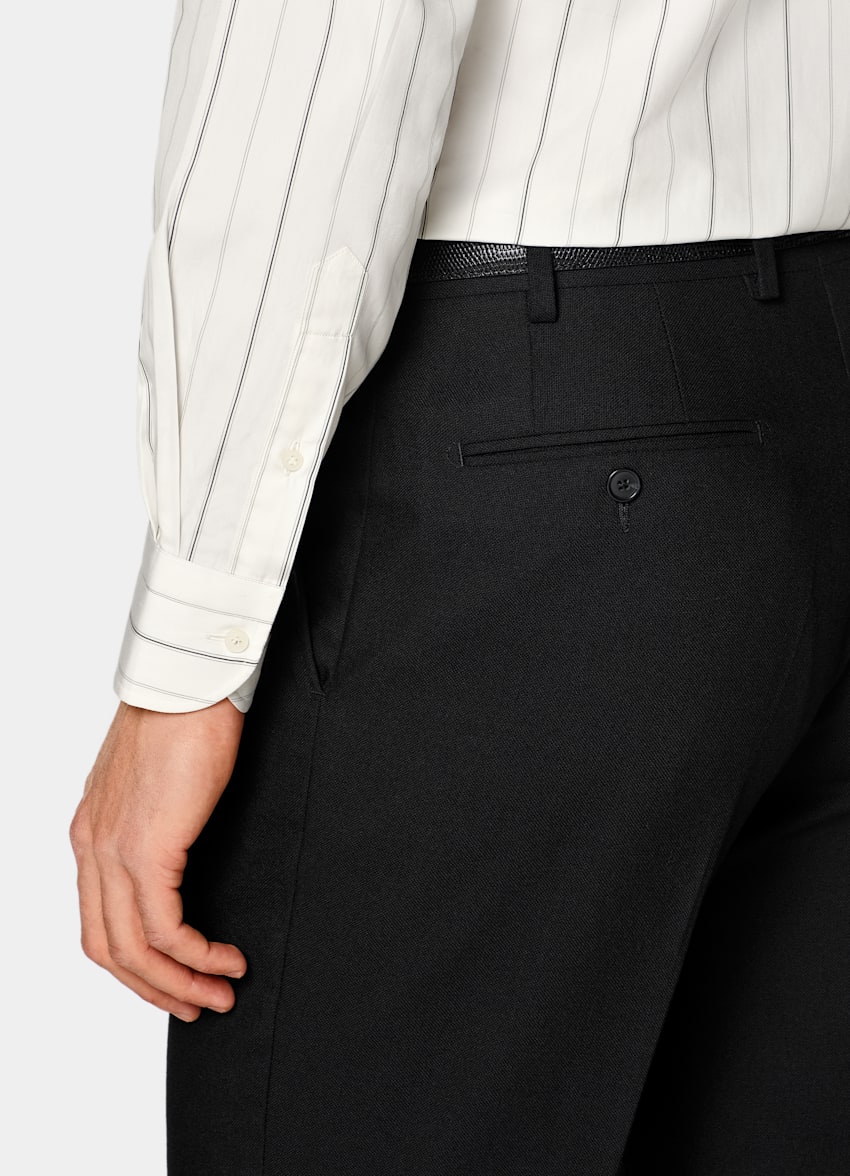 SUITSUPPLY Egyptian Cotton - Thomas Mason, Italie Black Striped Point Collar Shirt